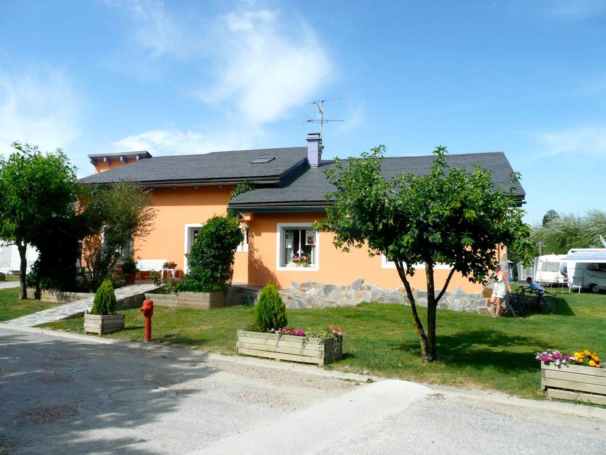 Camping Mas Piques Bourg-Madame Buitenkant foto
